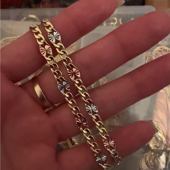 Gold Plated 24” Rope Chain With “G” Initial Pendant - Picture 7 of 7